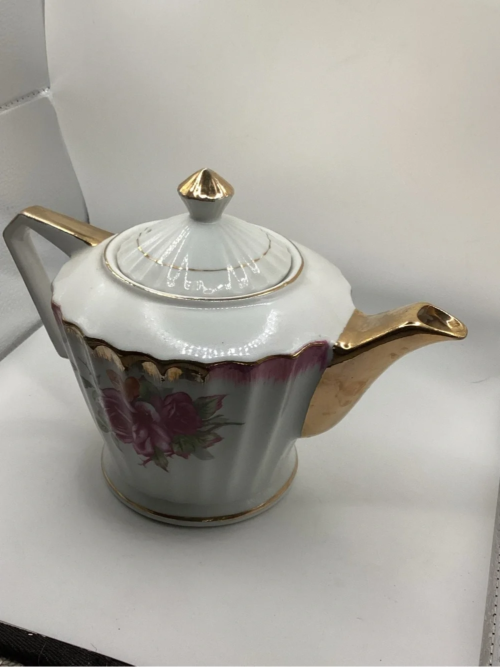 vintage Trimont Ware (Made in Japan) porcelain teapot pink roses gold trim